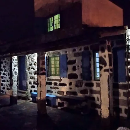 Casa Santa * Рибейра-Гранди