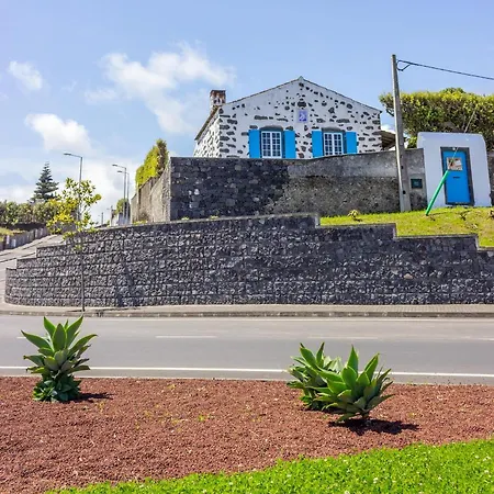 Casa Santa * Ribeira Grande