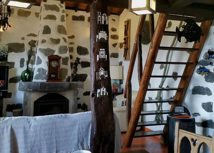 بيت للعطل Casa Santa هيبيرا غْريندي